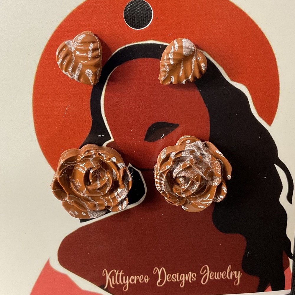 Brown and White Floral Artisan Earrings Set